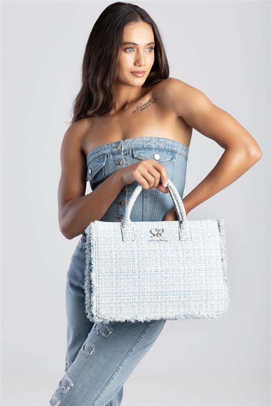 LOVE ME BLUE